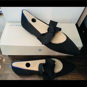 The Mary Jane flats shoes. 
Woman’s size 7 
Brand new , never worn .